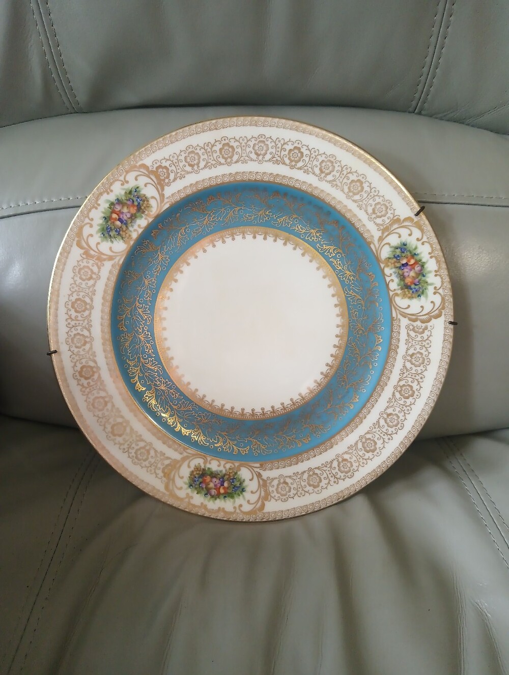 Vintage Rosenthal Bavaria Dinner Plate With Wall Hanger